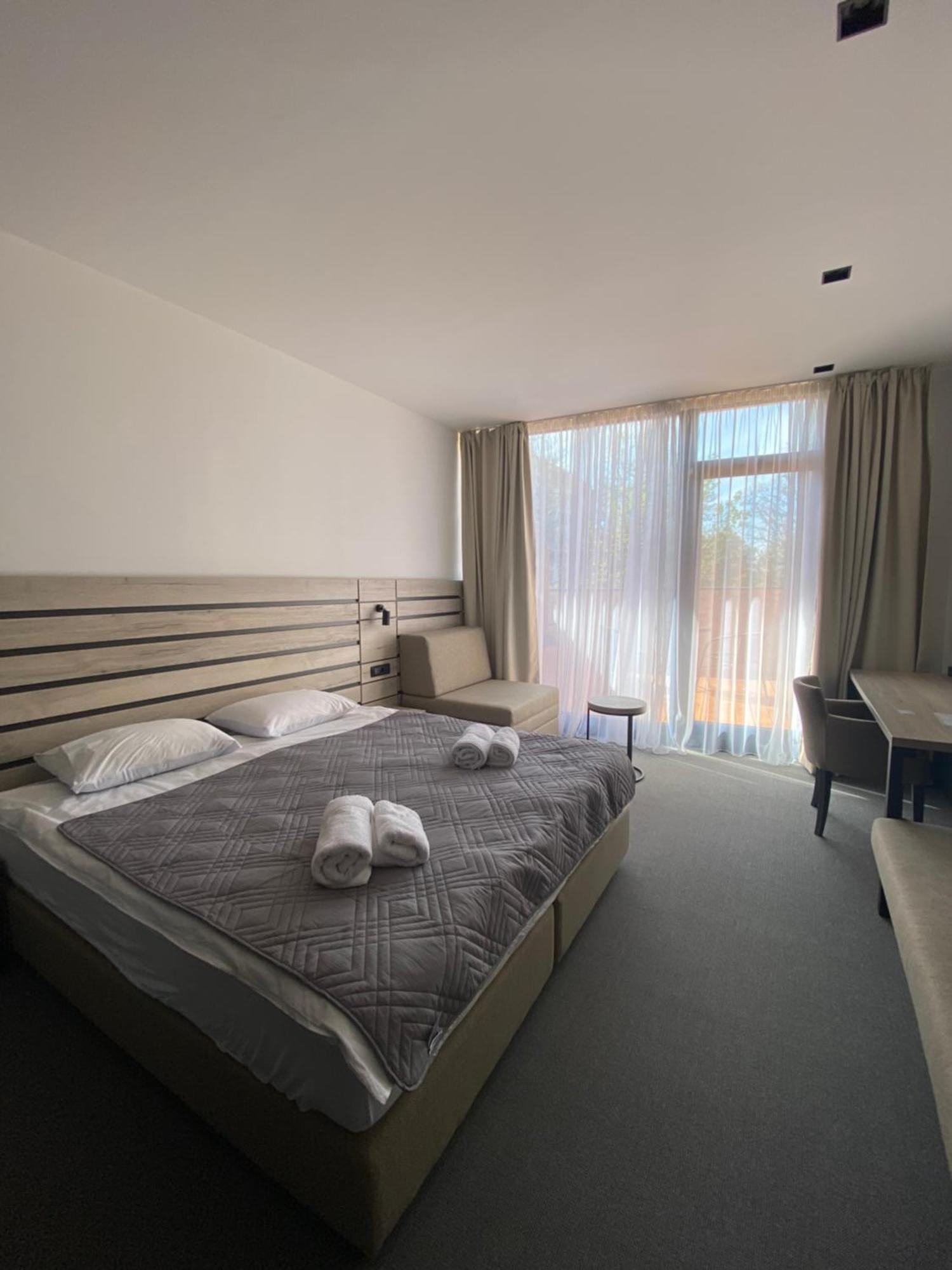 Super Seven Inn Belgrade Room photo